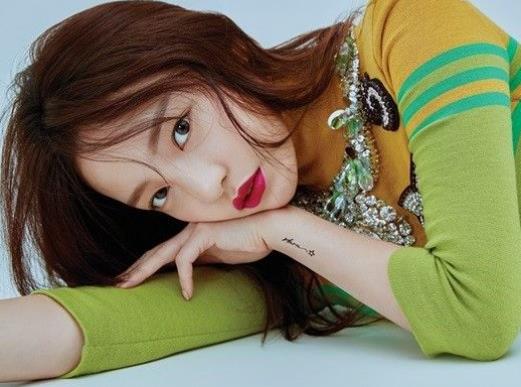 具荷拉家中身亡 曾直播痛哭悼念雪莉 具荷拉家中身亡 曾直播痛哭悼念雪莉