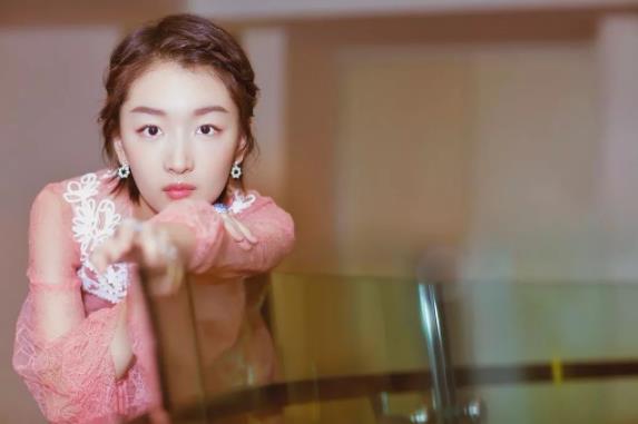 周冬雨个人资料介绍:周冬雨到底有多高 周冬雨个人资料介绍:周冬雨到底有多高