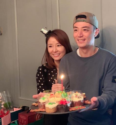 林心如为老公庆生 称其对方亲爱的满眼爱意 林心如为老公庆生 称其对方亲爱的满眼爱意