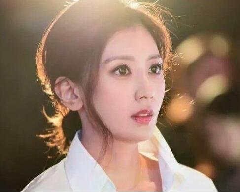 贾静雯生病咳嗽称心慌 发文感慨世间人情冷漠 贾静雯生病咳嗽称心慌 发文感慨世间人情冷漠