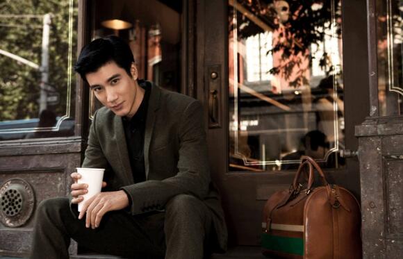 王力宏为医护唱歌 现场画面曝光粉丝大呼暖心 王力宏为医护唱歌 现场画面曝光粉丝大呼暖心