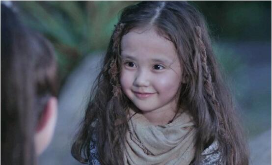 小阿兰若是谁演的 小阿兰若是混血儿及背景曝光 小阿兰若是谁演的 小阿兰若是混血儿及背景曝光