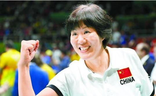 郎平向武汉捐物资 亲笔字曝光十分暖心