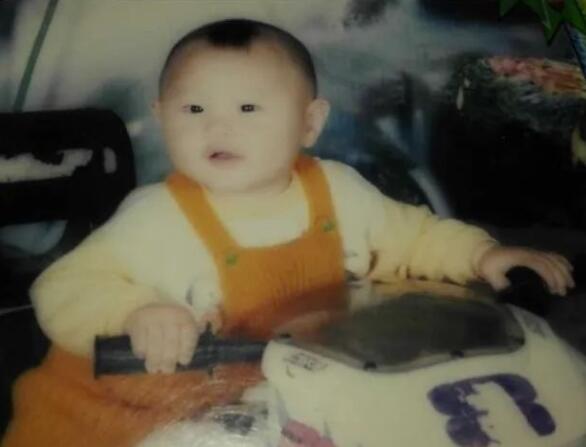 梅姨案儿童认亲 被拐15年少年终于回家了！