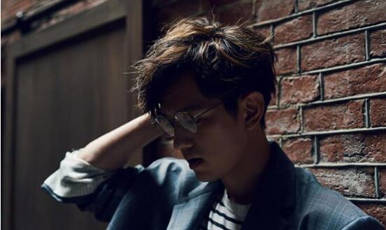 手可摘星辰解青书喜欢谁 解青书结局和范如香在一起了吗