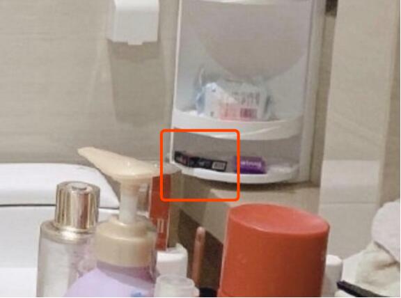 杨超越秒删照片惹争议 室友向俞星无故躺枪