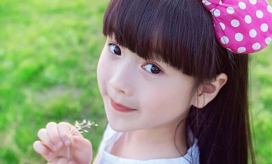 冰糖炖雪梨童年棠雪扮演者 小童星姓氏特殊背景起底 冰糖炖雪梨童年棠雪扮演者 小童星姓氏特殊背景起底