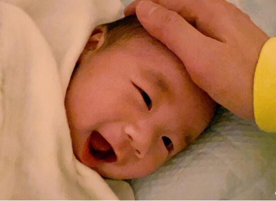 古巨基儿子正面照曝光 古巨基透露儿子小名叫Kuson