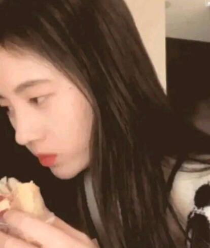 尹正一口春饼嚼121下 事情真相曝光网友笑喷! 尹正一口春饼嚼121下 事情真相曝光网友笑喷!