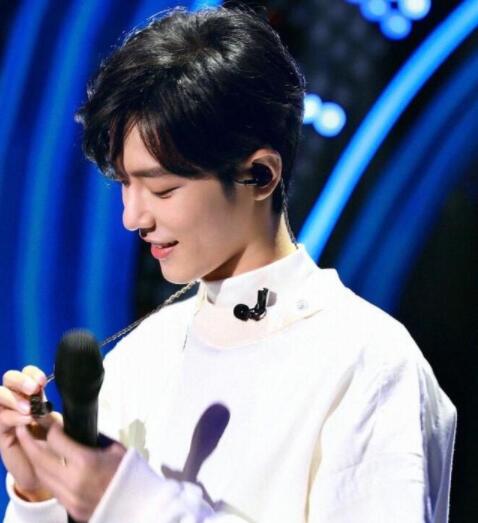 肖战工作室辟谣小号 肖战工作室辟谣说了什么 肖战工作室辟谣小号 肖战工作室辟谣说了什么