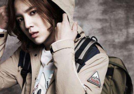 张根硕母亲涉嫌逃税被起诉 张根硕方的回应亮了 张根硕母亲涉嫌逃税被起诉 张根硕方的回应亮了