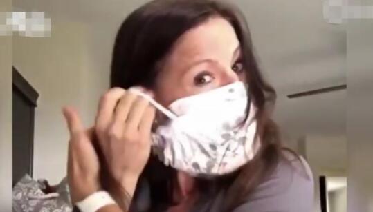 爸爸用女儿纸尿裤当口罩 详情画面曝光既搞笑又心酸 爸爸用女儿纸尿裤当口罩 详情画面曝光既搞笑又心酸