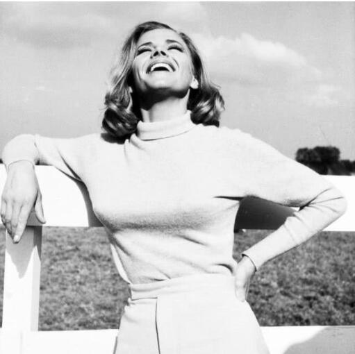 邦女郎布莱克曼去世享年97岁 曾饰演数百部经典的作品