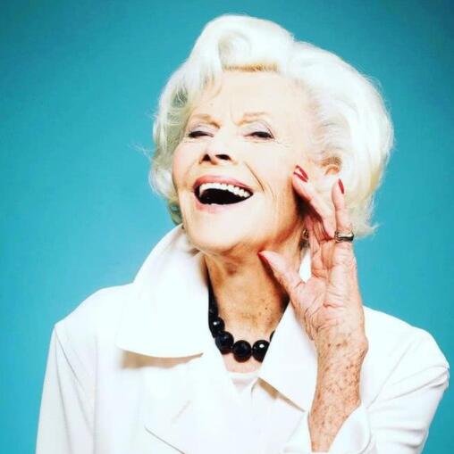 邦女郎布莱克曼去世享年97岁 曾饰演数百部经典的作品