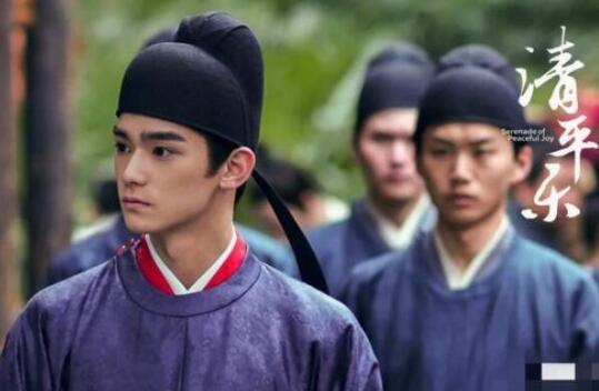 清平乐少年宋仁宗扮演者是谁 95后新人张家硕背景原来这么强大