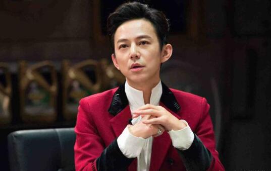 何炅一天给6个人送祝福 原来最懂的他的人竟然是他! 何炅一天给6个人送祝福 原来最懂的他的人竟然是他!