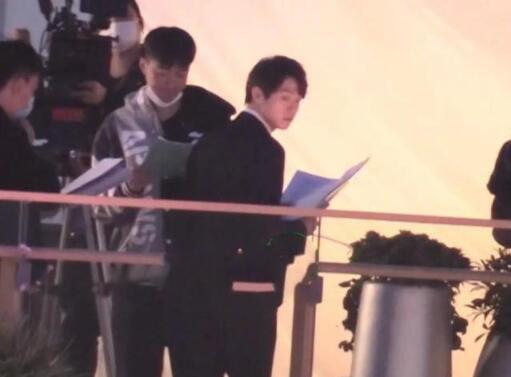 魏大勋恋情曝光后首露面 心不在焉似有大事发生 魏大勋恋情曝光后首露面 心不在焉似有大事发生