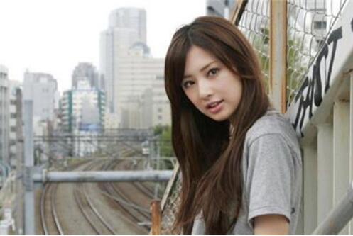 北川景子怀孕 曾饰演美少女战士丈夫背景十分强大