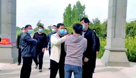 原阳县委书记就记者被打致歉 事件始末详情及后续介绍 原阳县委书记就记者被打致歉 事件始末详情及后续介绍