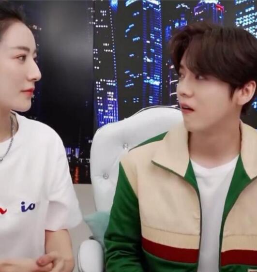 鹿晗叫吴亦凡老吴怎么回事 鹿晗和吴亦凡关系究竟怎么样