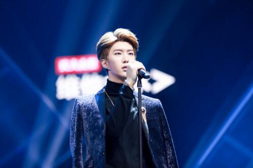 范丞丞否认恋情怎么回事 事件始末详情曝光真相来了 范丞丞否认恋情怎么回事 事件始末详情曝光真相来了