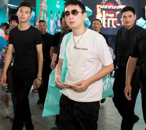 王思聪点赞罗志祥黑料 点赞内容疑似是罗志祥上位黑历史 王思聪点赞罗志祥黑料 点赞内容疑似是罗志祥上位黑历史