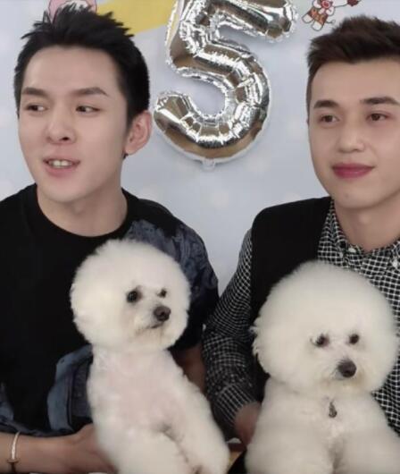 李佳琦小助理回来了 小助理付鹏为什么退出及个人资料介绍