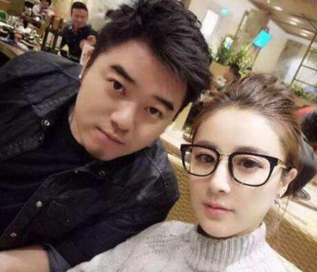 薇娅老公丁海峰资料介绍 相恋17年经历破产还依旧相爱如初 薇娅老公丁海峰资料介绍 相恋17年经历破产还依旧相爱如初