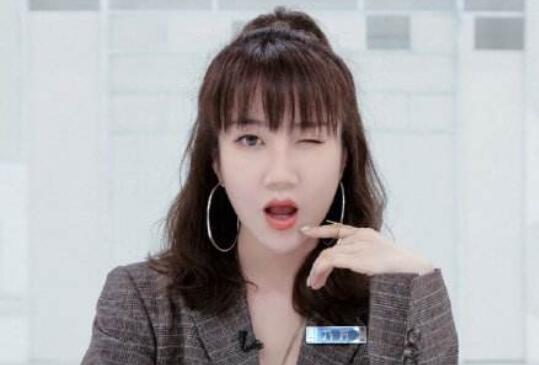 乃万成立工作室 乃万个人资料介绍为什么会这么火