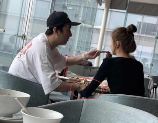 王思聪新女友 甜仇美照资料曝光 曾是蛋蛋前女友