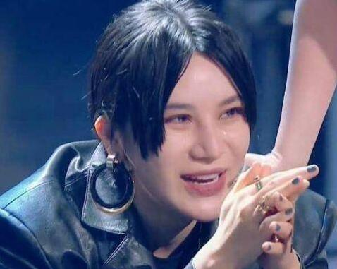 厉娜再谈超女重聚风波 许飞找事情炒作遭实锤 厉娜再谈超女重聚风波 许飞找事情炒作遭实锤