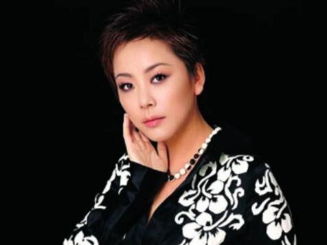 乡村爱情是谁在敲打我窗是什么歌 歌曲《谁是我的新娘》演唱者及歌词介绍