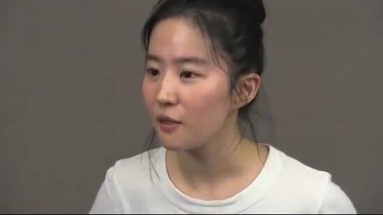 刘亦菲试镜花木兰视频曝光 素颜出镜全程英文流利对话破内定传闻 刘亦菲试镜花木兰视频曝光 素颜出镜全程英文流利对话破内定传闻