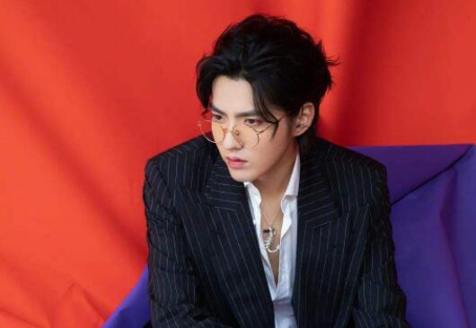 吴亦凡粉丝名叫什么？吴亦凡原名叫什么及资料