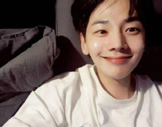 32岁韩国男星朴智勋去世 生前病床照及去世原因曝光