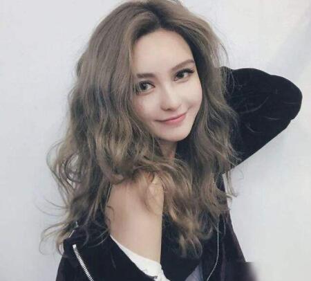 周扬青 P图是网红的基本职业素养 P图前与P图后对比照差别太大