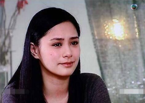 赖弘国维护阿娇怒怼网友 正面回应阿娇艳照门事件