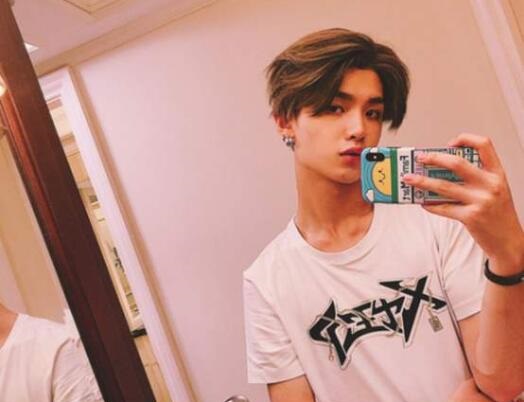 黄明昊找杨幂报销房租 详情画面曝光黄明昊和杨幂的关系竟是这样! 黄明昊找杨幂报销房租 详情画面曝光黄明昊和杨幂的关系竟是这样!