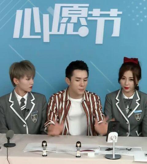 李佳琦叫错虞书欣名字 虞书欣的反应尽显高情商 李佳琦叫错虞书欣名字 虞书欣的反应尽显高情商
