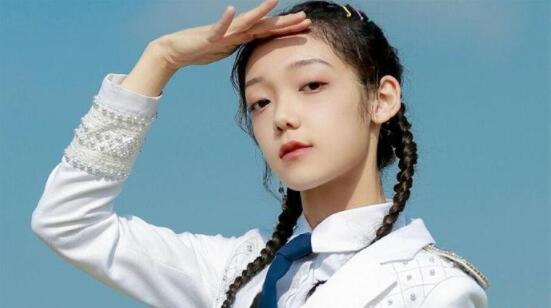 希林娜依·高是什么民族 年龄及家庭背景大起底 希林娜依·高是什么民族 年龄及家庭背景大起底