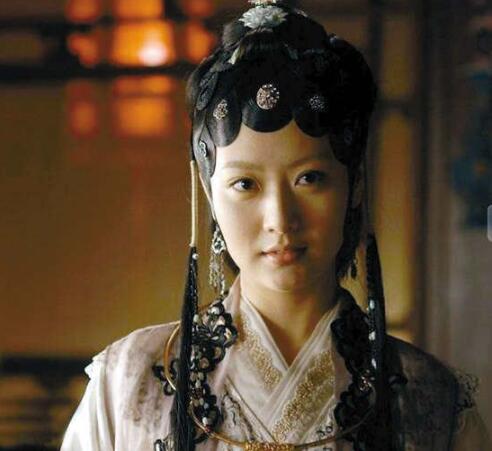 白冰节目中自爆离婚 白冰老公是谁为什么离婚 白冰节目中自爆离婚 白冰老公是谁为什么离婚