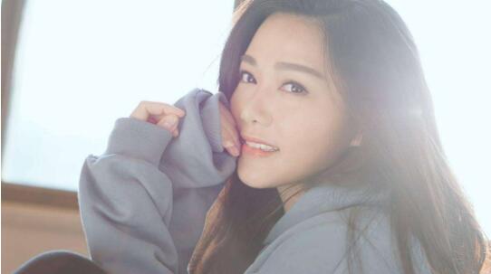 马国明汤洛雯公布恋情 前后女友竟然是闺蜜