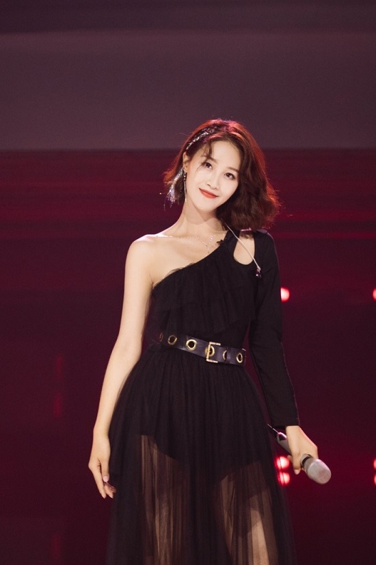 蓝盈莹方回应与曹骏复合传闻 双方回应复合传闻内容耐人寻味