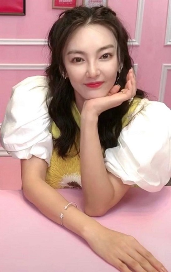 张雨绮:信啥都不信感情什么梗 张雨绮历任老公大盘点 张雨绮:信啥都不信感情什么梗 张雨绮历任老公大盘点