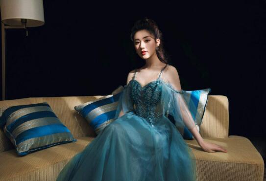 赵露思回应被指撞型赵丽颖怎么回事 赵露思谦虚回应大获网友好感 赵露思回应被指撞型赵丽颖怎么回事 赵露思谦虚回应大获网友好感