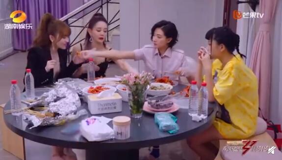 万茜第一金瓜是什么梗 金瓜金花是什么意思 万茜第一金瓜是什么梗 金瓜金花是什么意思