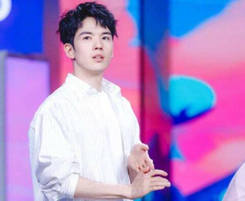 仝卓修改身份认证疑退出男团组合 仝卓个人资料介绍 仝卓修改身份认证疑退出男团组合 仝卓个人资料介绍