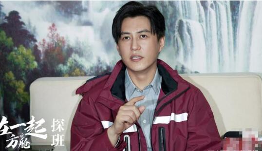 邓伦防护服造型演绎大连小伙 《在一起》电视剧都讲述了哪些故事及主演介绍