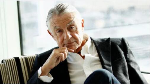 导演乔舒马赫去世 曾执导经典影片《永远的蝙蝠侠》 导演乔舒马赫去世 曾执导经典影片《永远的蝙蝠侠》