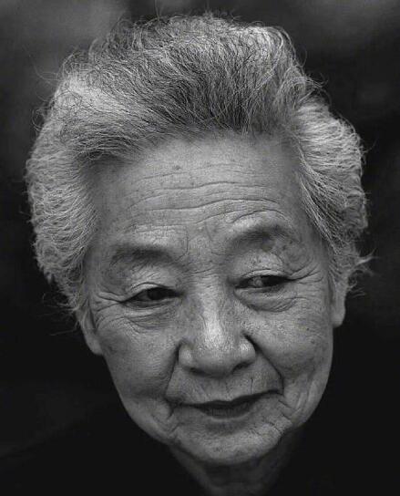 江姐扮演者于蓝去世享年99岁 于蓝传奇影视人生回顾 江姐扮演者于蓝去世享年99岁 于蓝传奇影视人生回顾